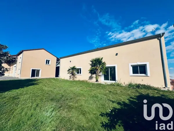 Vente Maison de village 11 pièces