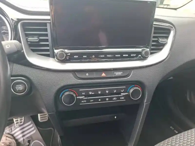 Kia Xceed 1.5l t-gdi 160 ch bvm6 — photo 5