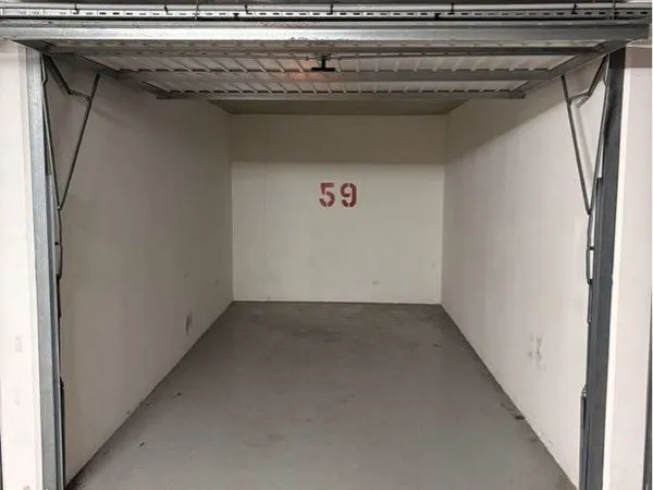 Garage a Loué Lyon 5e 22m