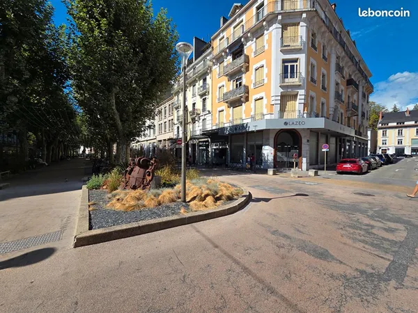 Murs commerciaux 140 m² CHAMBERY