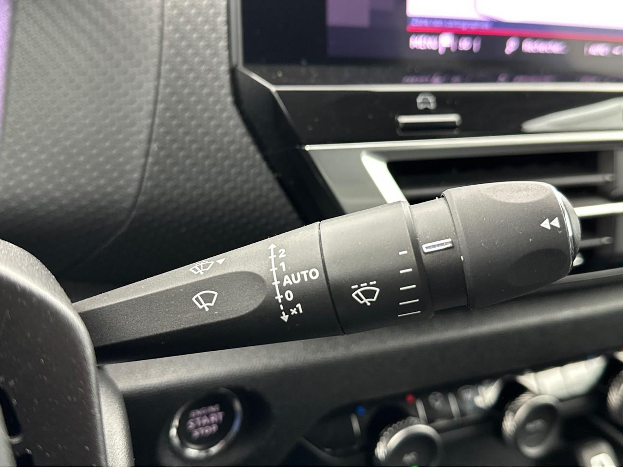 Citroën C4 puretech 130 s&s eat8 shine — photo 18