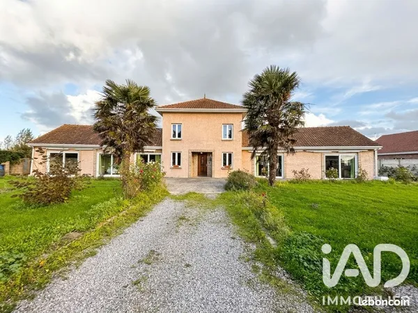 Propriété 5 pièces 244 m²