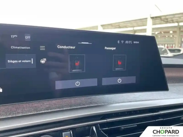 Peugeot 3008 hybrid 145 e-dcs6 — photo 21