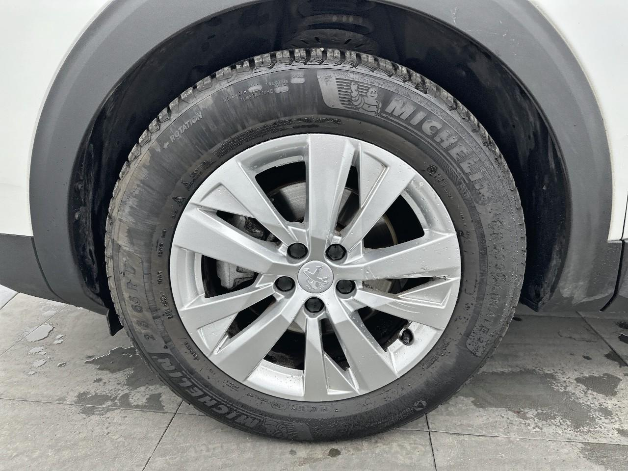 Peugeot 3008 bluehdi 130ch s&s eat8 style — photo 14