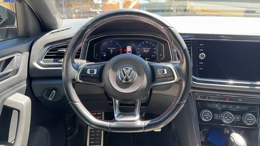 Volkswagen T-Roc 2.0 TDI 150 DSG7 - Carat – 2019 – 91025 km – Diesel – Boîte Automatique — photo 27