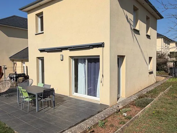 Bozouls - Charmante Maison T4 fonctionnelle et lumineuse avec jardin et garage