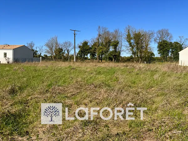 Terrain 1200 m²