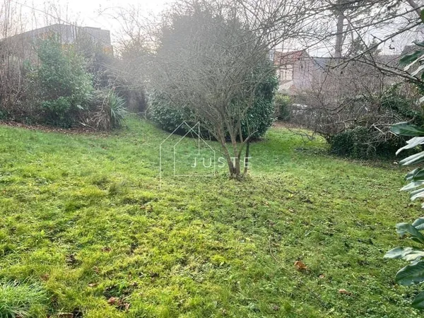 Terrain 534 m²