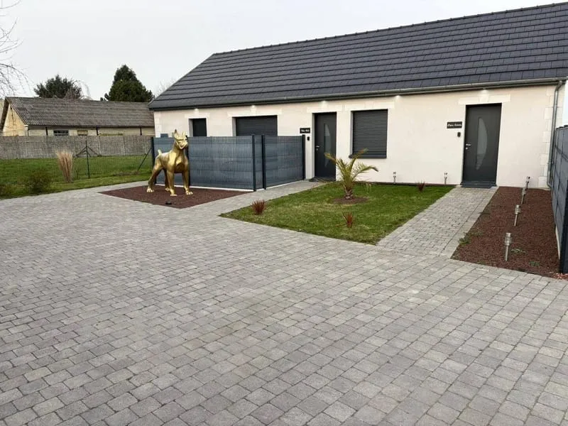 Photo 2