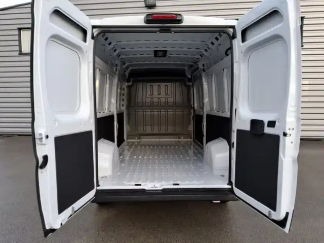 Peugeot Boxer fourgon nouveau fgn tole 3.5 t l3h2 140 s&amp;s bvm6 — photo 10