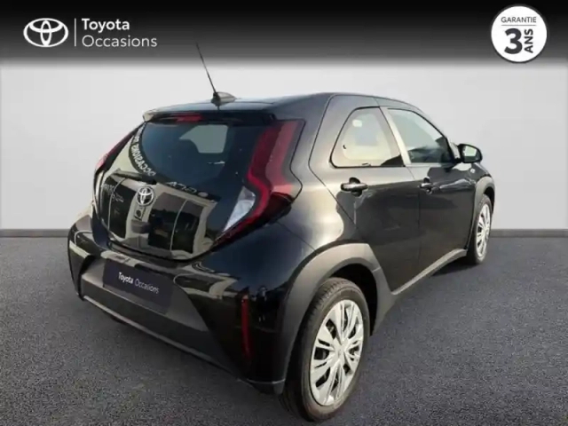 Toyota Aygo X 1.0 vvt-i 72ch dynamic — photo 2