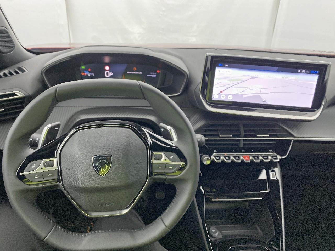 Peugeot 2008 hybrid 145 ch e-dcs6 allure — photo 12