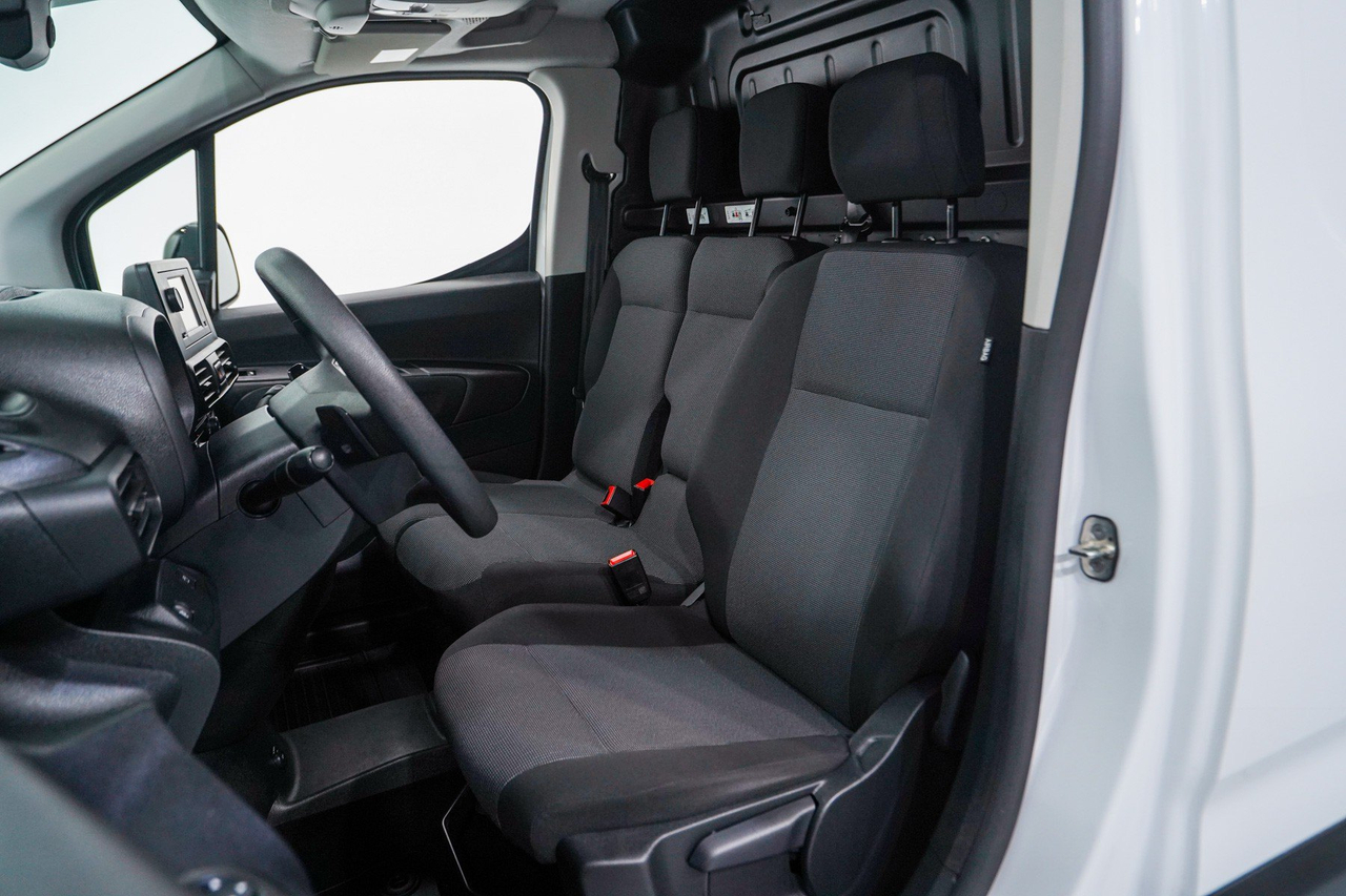 Toyota Proace Fourgon — photo 12