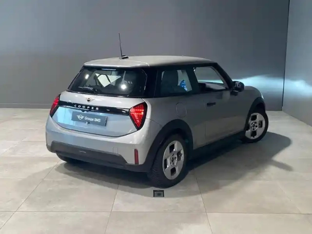 Mini Cooper 3 portes c 156ch essential dkg7 — photo 7