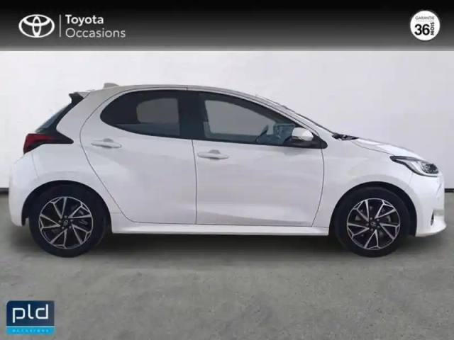 Toyota Yaris 116h design 5p my22 — photo 5