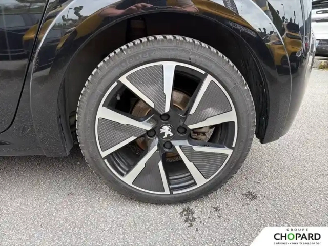 Peugeot 208 electrique 50 kwh 136ch — photo 11