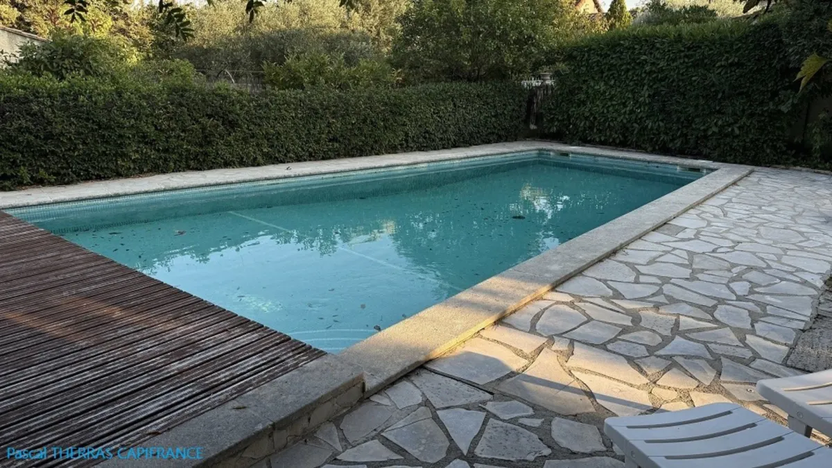 Photo 26