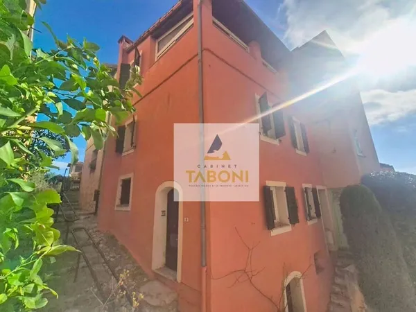 Maison 6 pièces 94 m²