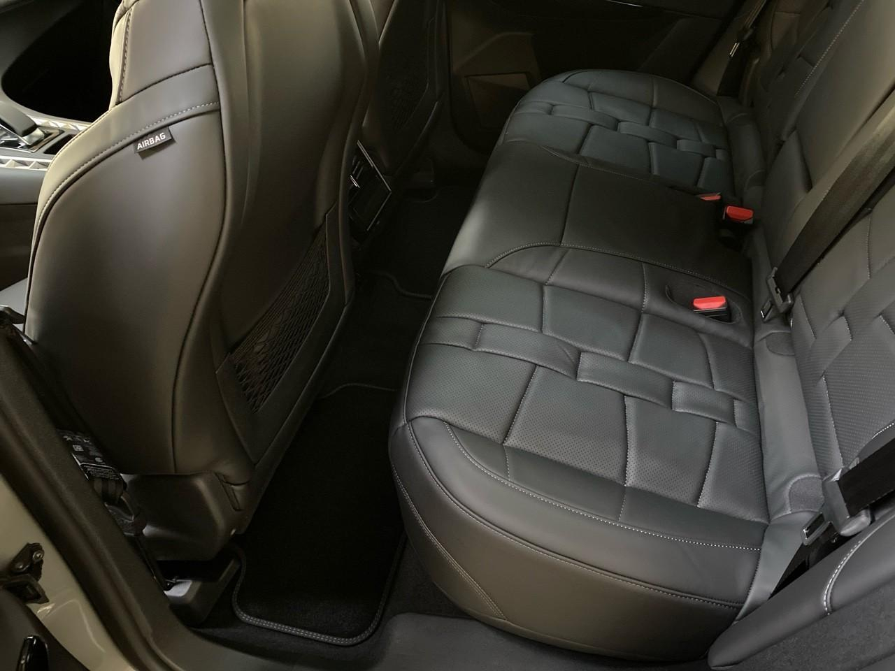 Ds Ds 7 crossback 1.6 plug-in hybrid 4x4 300ch etoile — photo 10