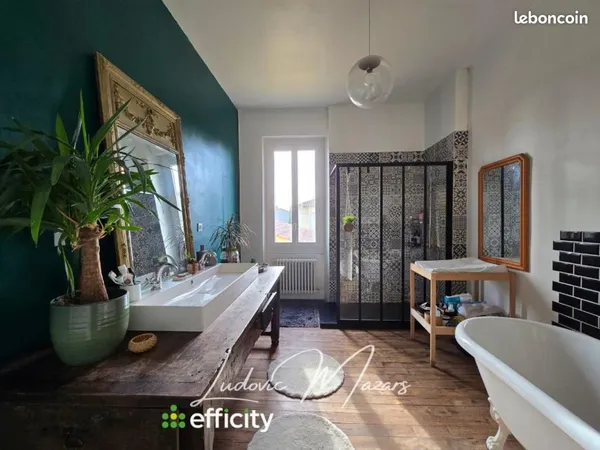 Maison 7 pièces 199 m²