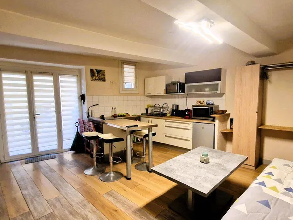 Studio 1 pièce 26 m²