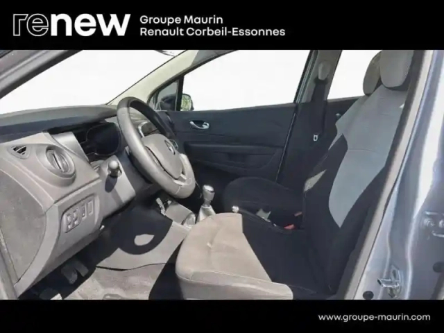 Renault Captur 1.5 dci 90ch energy business eco² — photo 12