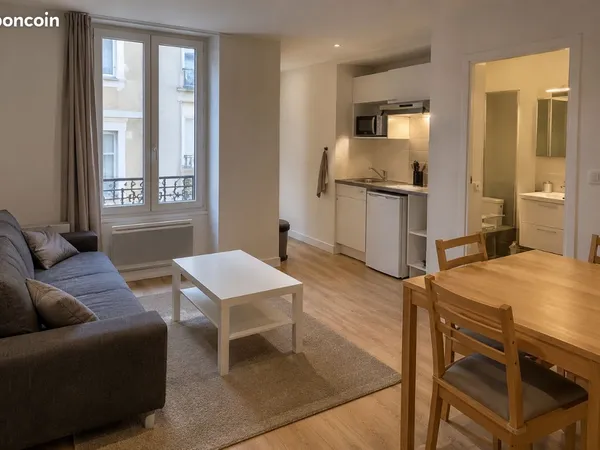 Studio meublé 35 m² - Centre-ville Besançon - Location 3 mois