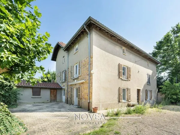 Maison 5 pièces 147 m²