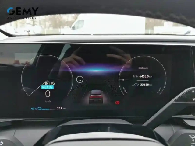 Renault Megane e-tech ev60 220 ch super charge — photo 17