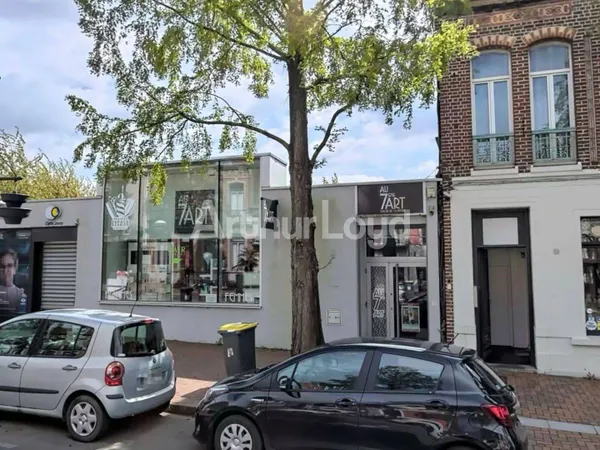 Local commercial 120 m²