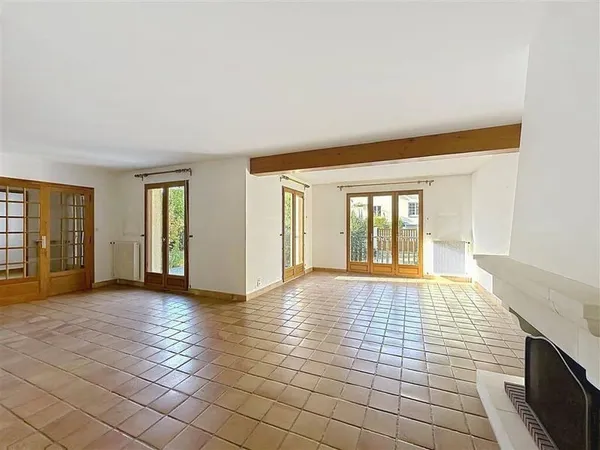 Maison 7 pièces 156 m²