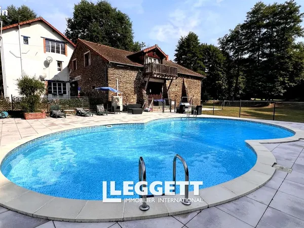 Commerce camping 520 m²