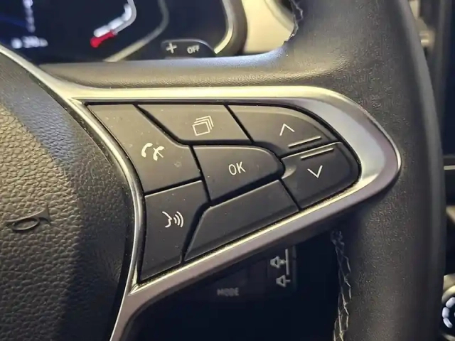 Renault Captur tce 155 edc fap — photo 42