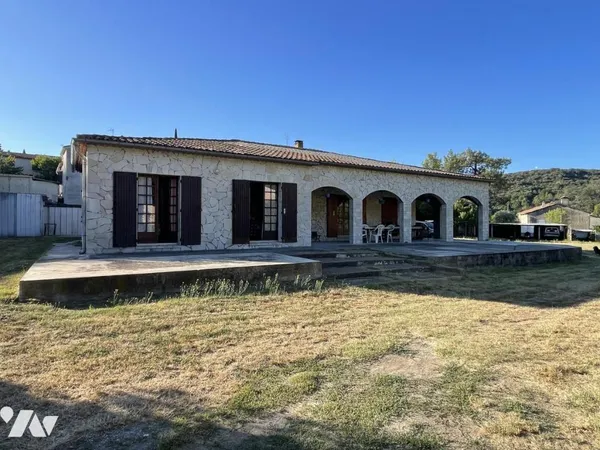 Maison 6 pièces 180 m²