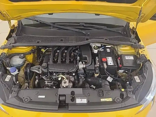 Peugeot 208 puretech 75 s&amp;s bvm5 — photo 58