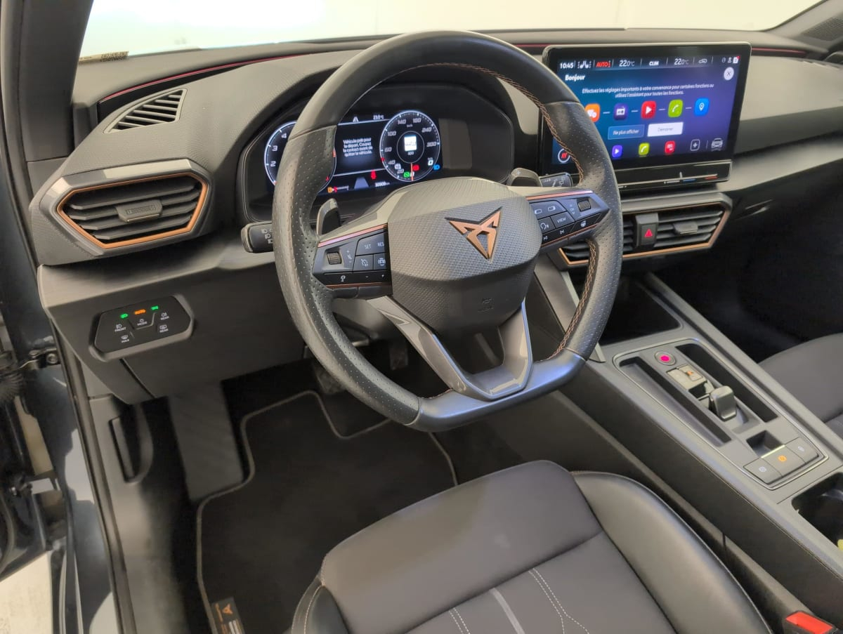 Cupra Leon — photo 15