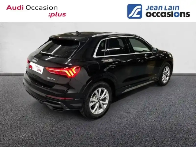 Audi Q3 35 tfsi 150 ch s tronic 7 — photo 5