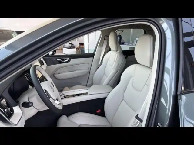 Volvo Xc60 t6 hybride rechargeable 335ch ultra style dark geartronic 8 awd — photo 5