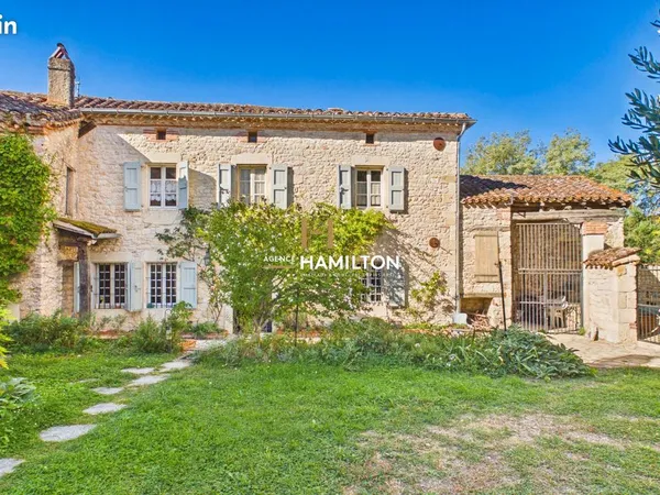 Propriété 4 pièces 125 m²