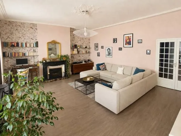 Appartement 5 pièces 130 m²