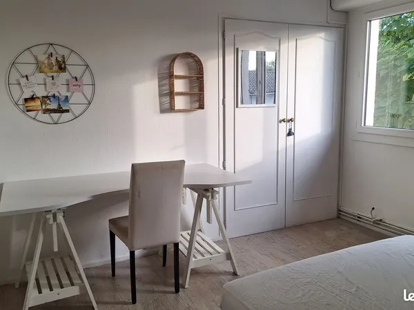 Chambre dans colocation campus Michel de Montaigne Pessac