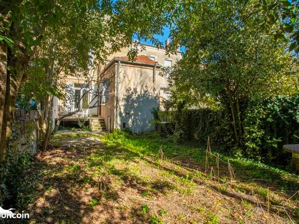 Maison 6 pièces 156 m²