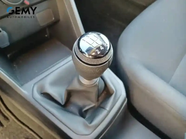 Dacia Sandero eco-g 100 — photo 18