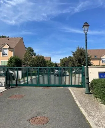 Parking Extérieur Sécurisée