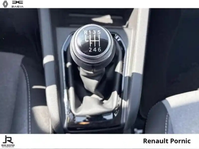 Renault Clio 1.5 blue dci 100ch evolution - 24 — photo 6