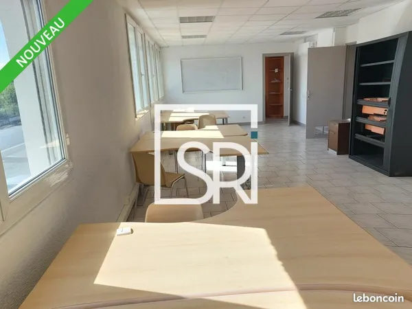 Bureaux 95 m² COURNON D'AUVERGNE