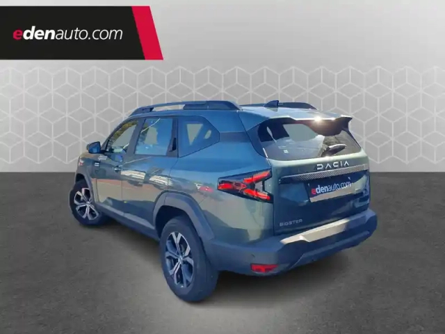 Dacia Bigster mild hybrid 140 — photo 13