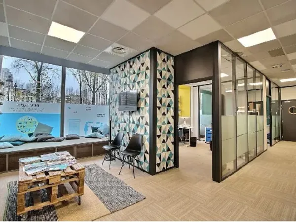 Local 600 m²