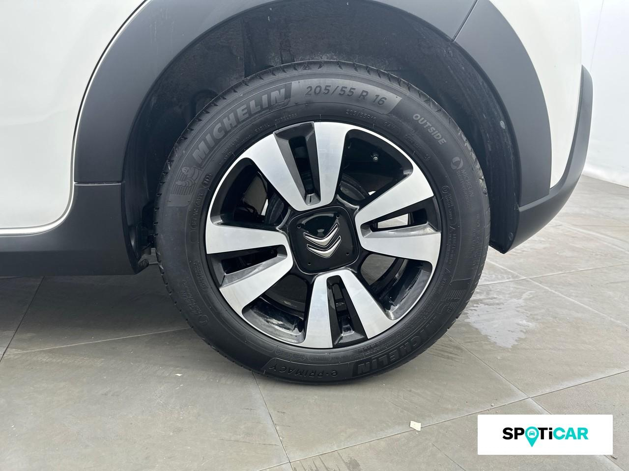 Citroën C3 1.2 puretech 83ch s&s shine — photo 11