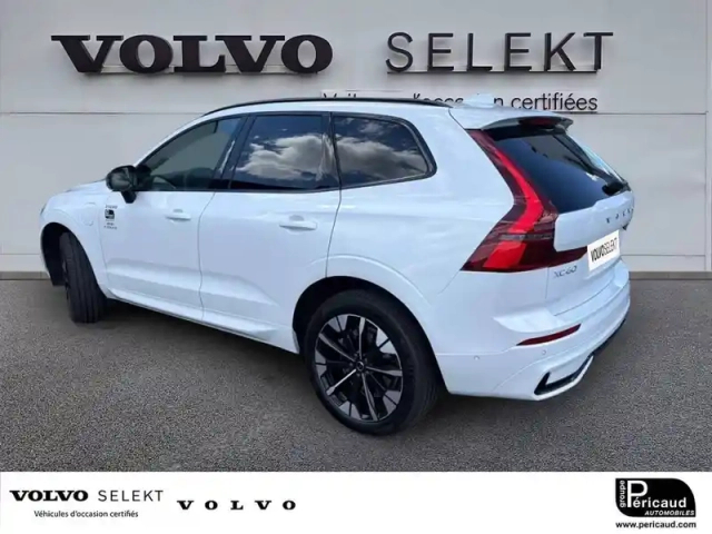 Volvo Xc60 t6 awd hybride rechargeable 253 ch+145 ch geartronic 8 — photo 9